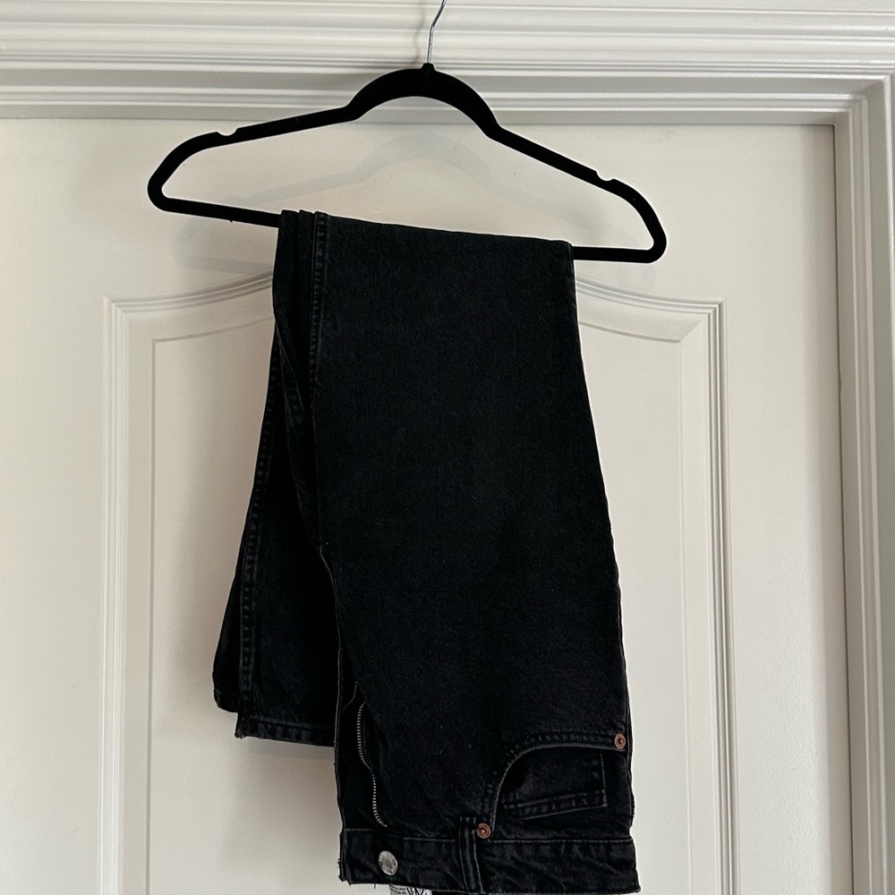ZARA Black Straight Leg Mom Jeans